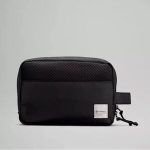 Lululemon Patch Logo Travel Kit